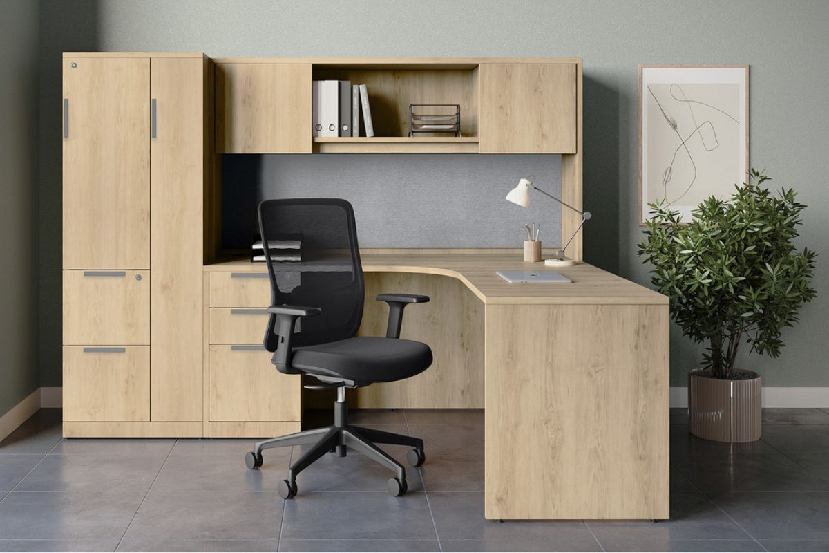 Corner executive office desk and chair